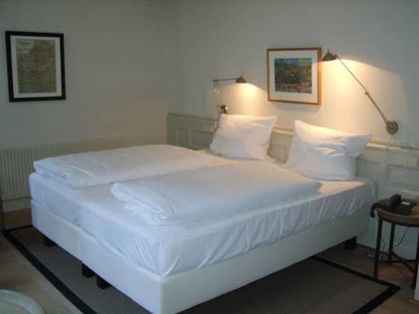 Hotel Schnookeloch Heidelberg Bagian luar foto